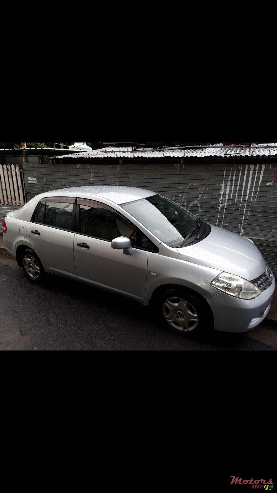 2008' Nissan Tiida photo #1