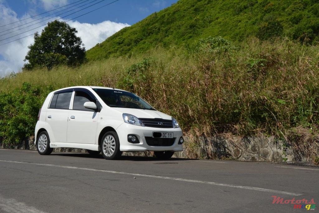 2011' Perodua Viva Elite photo #3