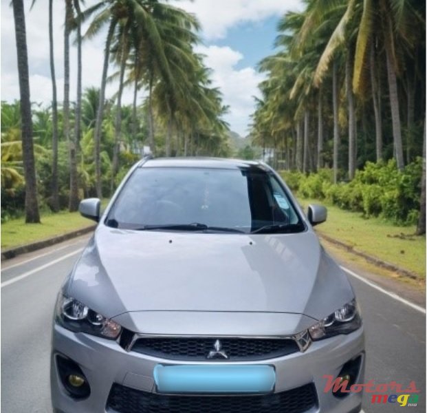 2017' Mitsubishi Lancer GPL photo #1