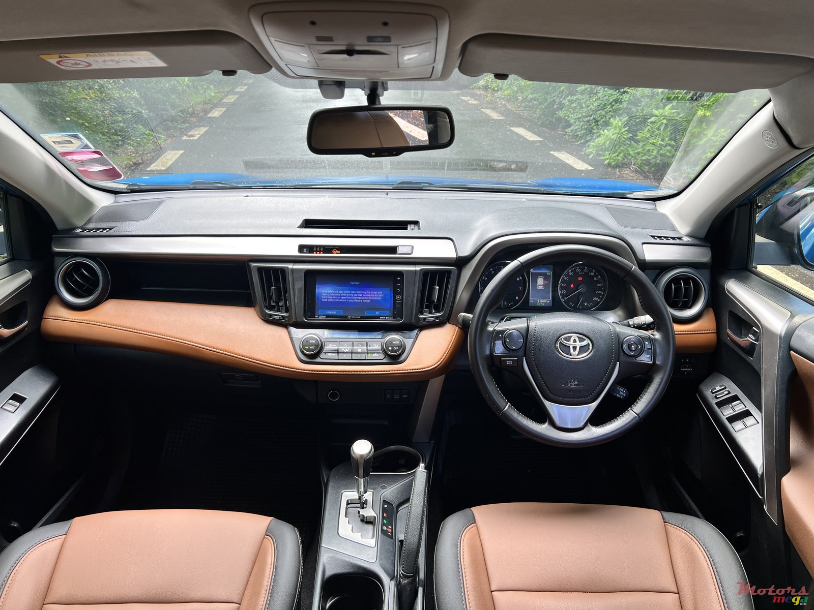 2016' Toyota RAV4 photo #6