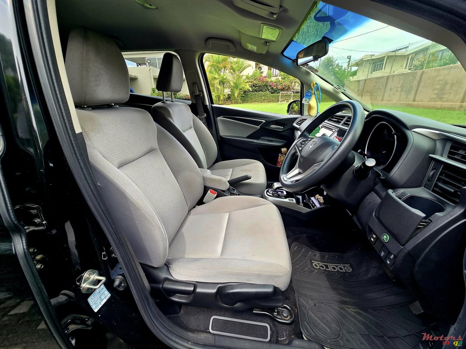 2017' Honda Fit photo #6