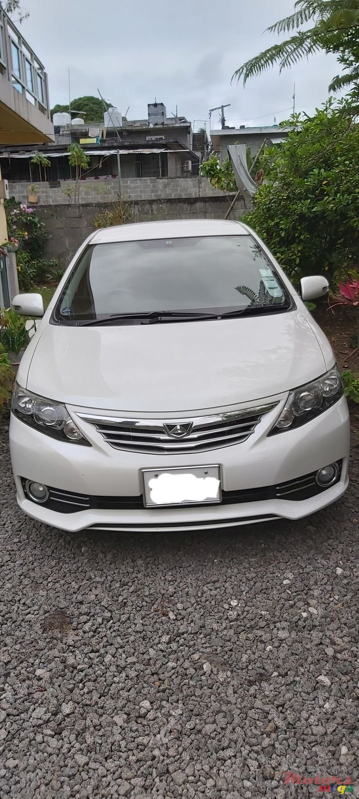 2011' Toyota allion photo #1