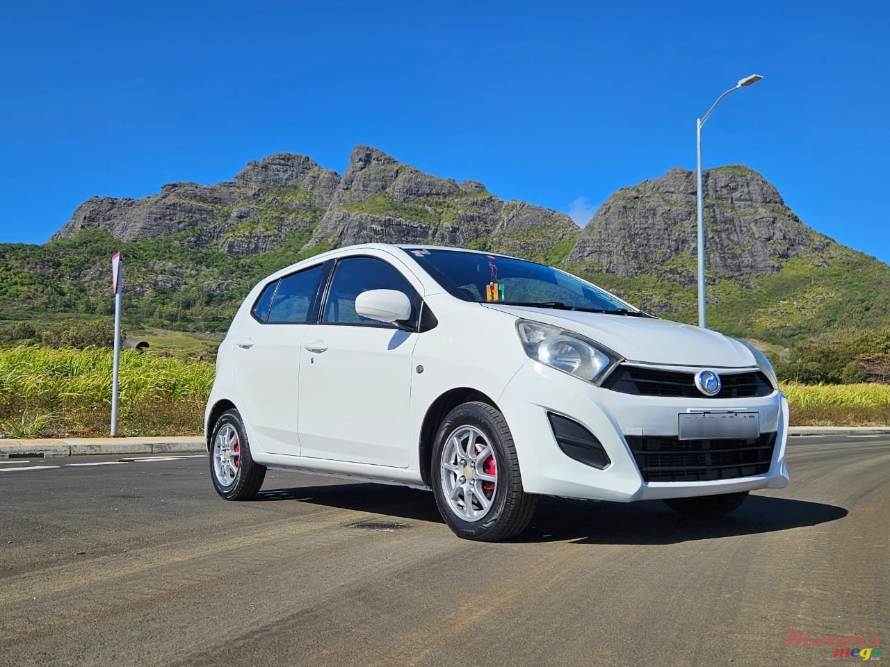 2015' Perodua photo #6