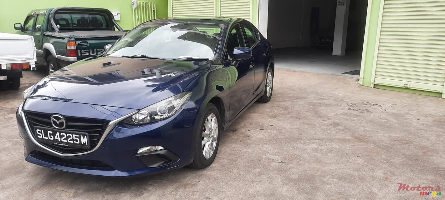 2016' Mazda 3 Skyactive Technology photo #2