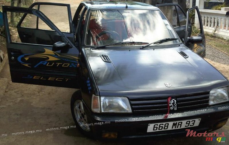 1993' Peugeot photo #1