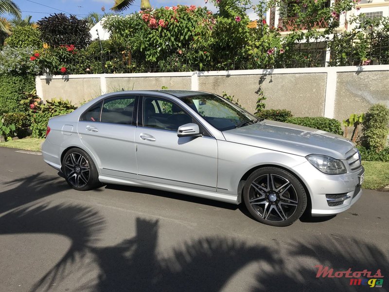 2014' Mercedes-Benz C-Class AMG sport plus package photo #2