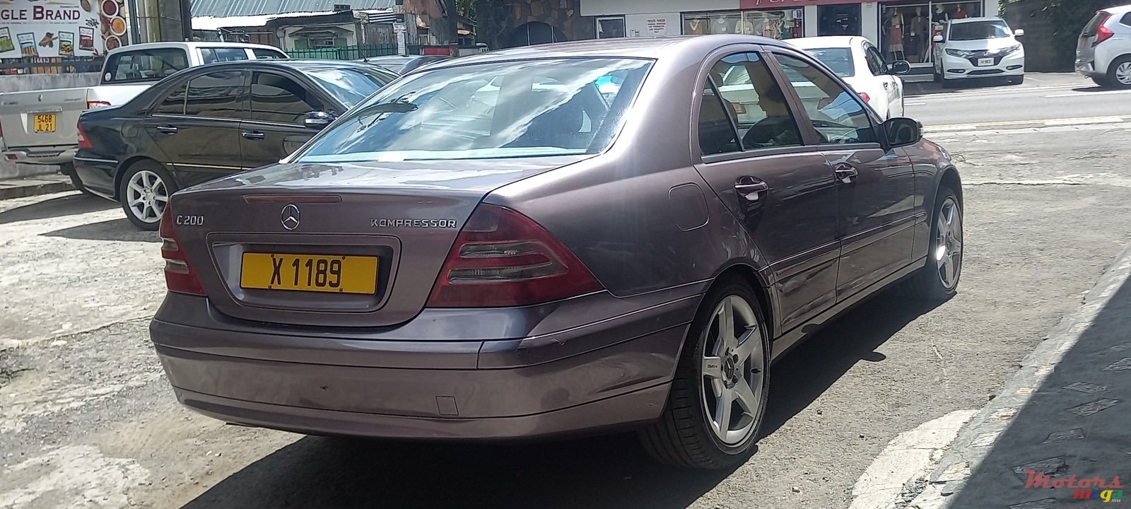 2002' Mercedes-Benz C-Class C200 photo #4