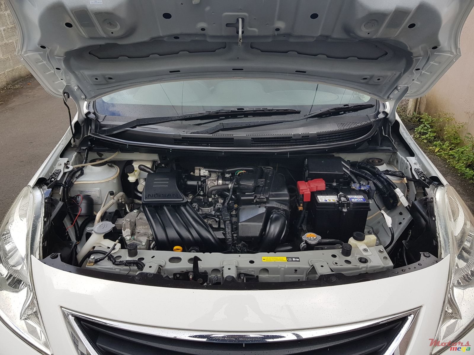 2012' Nissan Almera photo #5