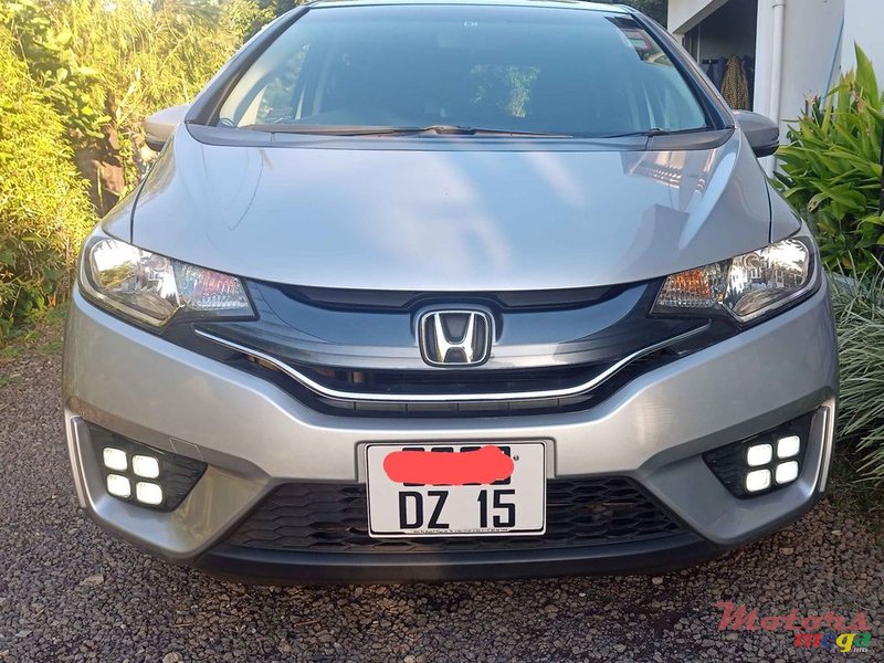 2015' Honda Fit non-hybrid photo #3