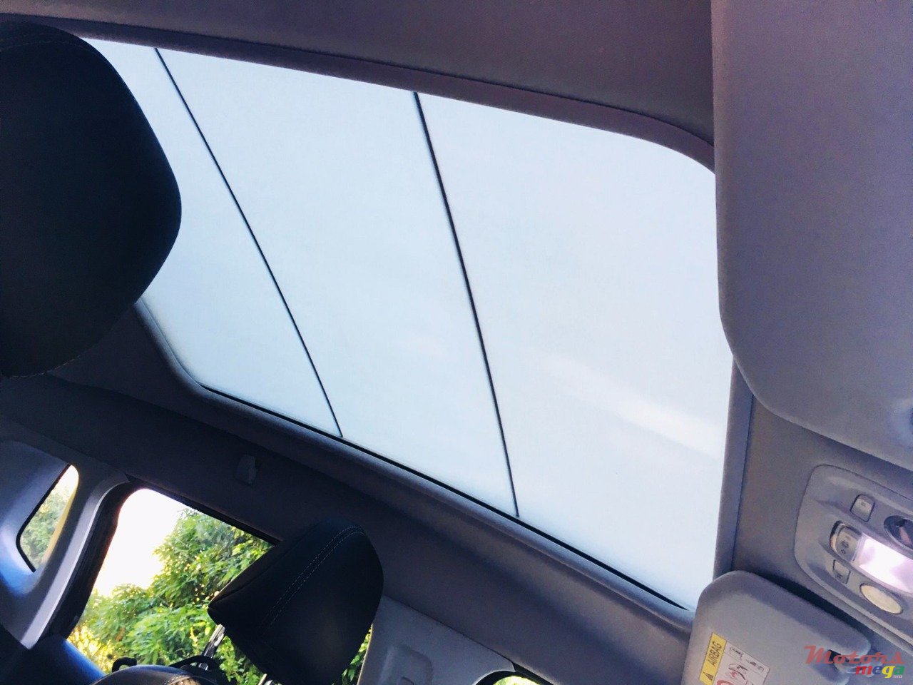 2020' Peugeot 2008 photo #1