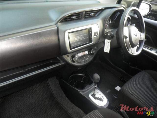 2014' Toyota Vitz JEWELA FULL OPTION! photo #2