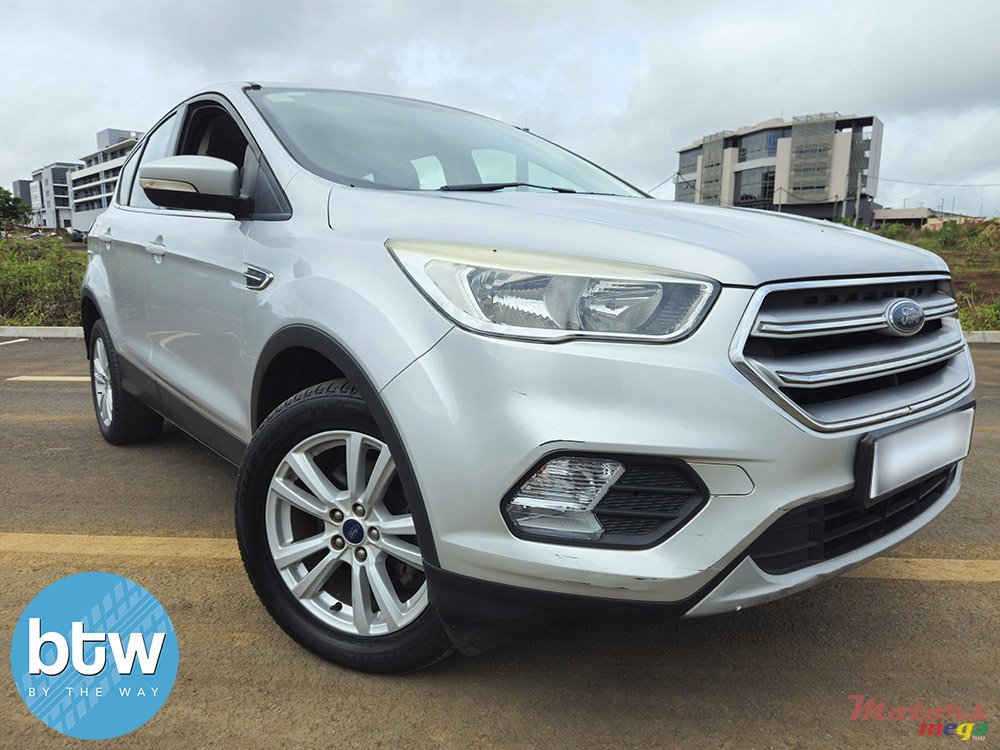 2019' Ford Kuga photo #1