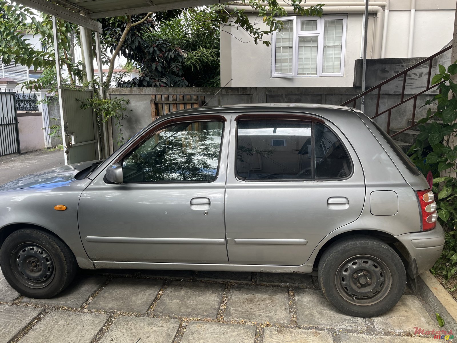 2001' Nissan March photo #3