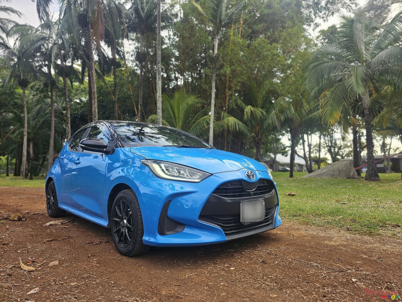 2020' Toyota Yaris photo #2