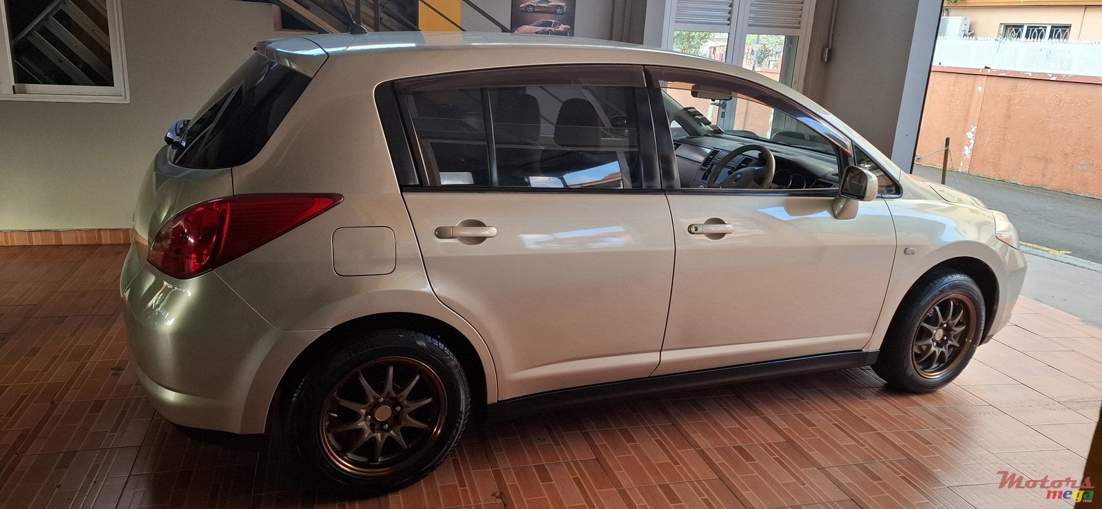2006' Nissan Tiida photo #4