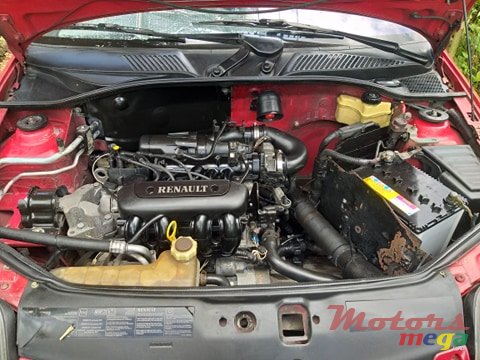 2000' Renault Clio 1124cc INJECTION photo #4