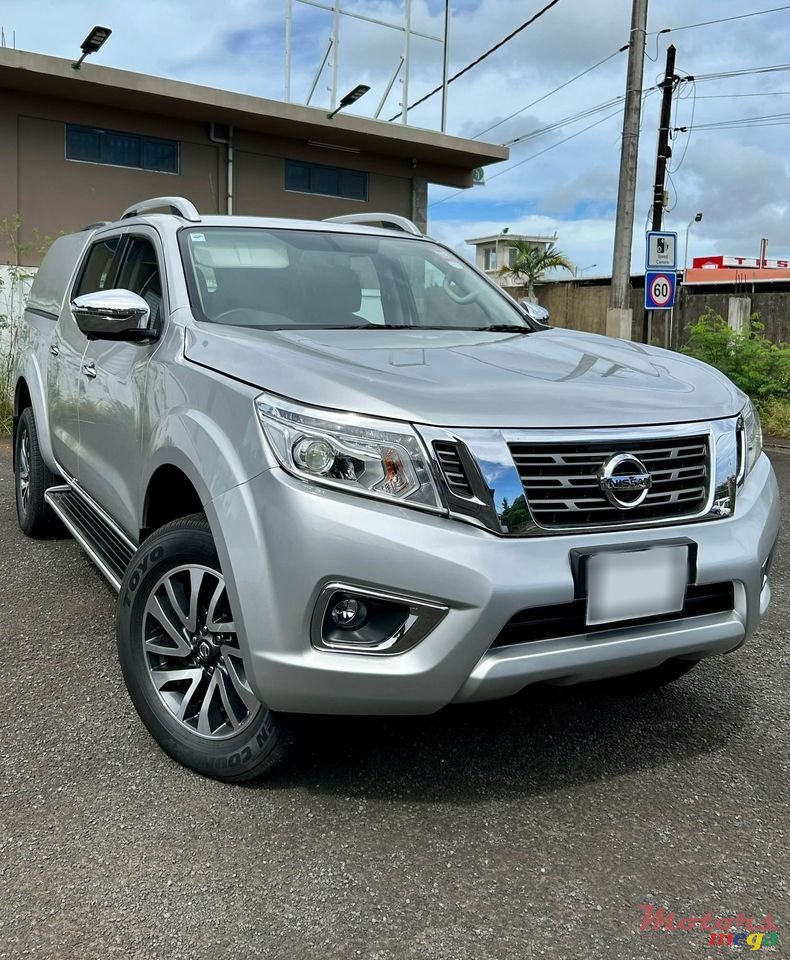2021' Nissan Navara NP300 photo #1