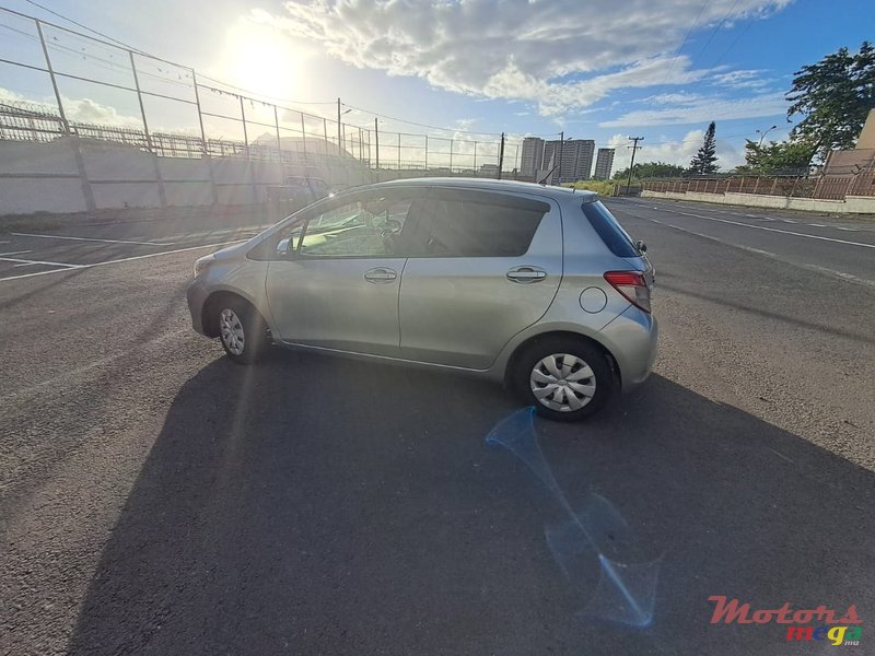 2013' Toyota Vitz no photo #3