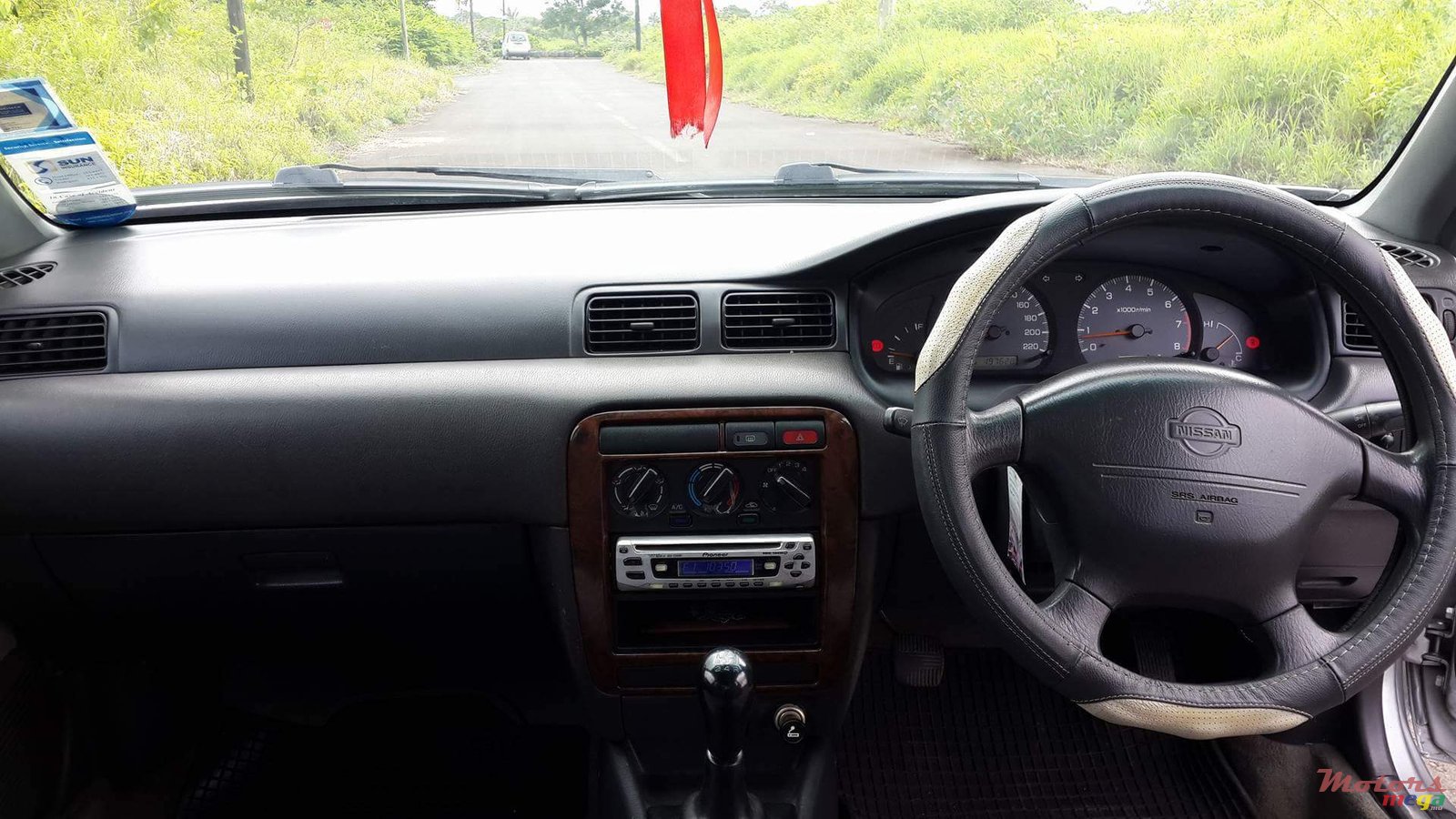 1999' Nissan Sunny B14 photo #5