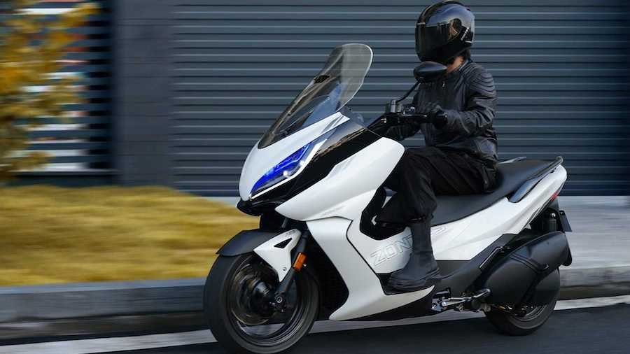 Zontes ZT 500 Maxi-Scooter
