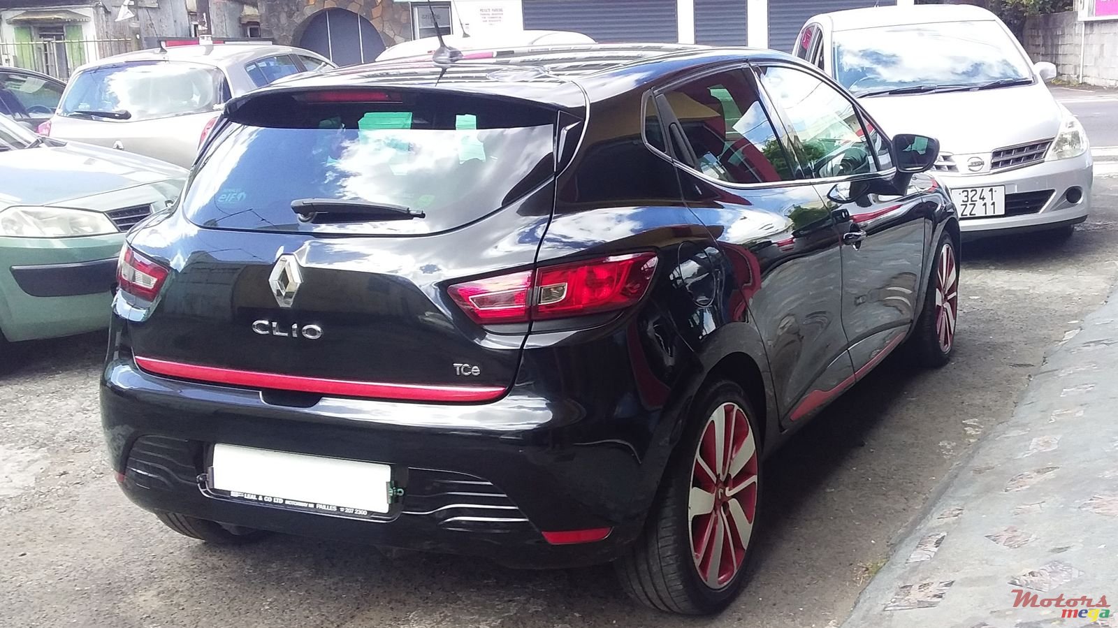 2013' Renault Clio photo #4