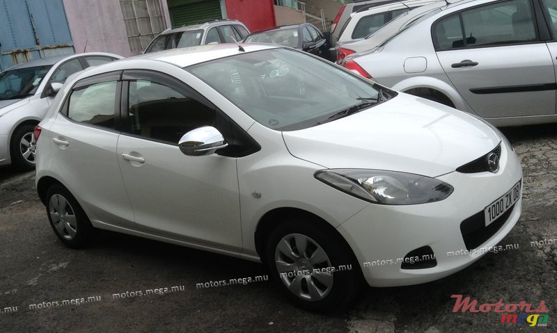 2008' Mazda Demio photo #2