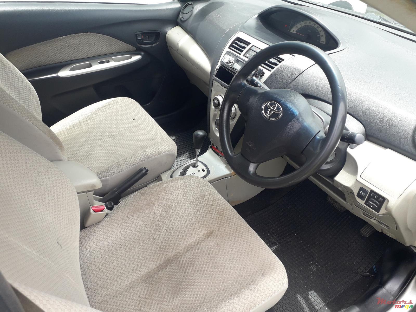 2007' Toyota Belta 1300cc photo #3