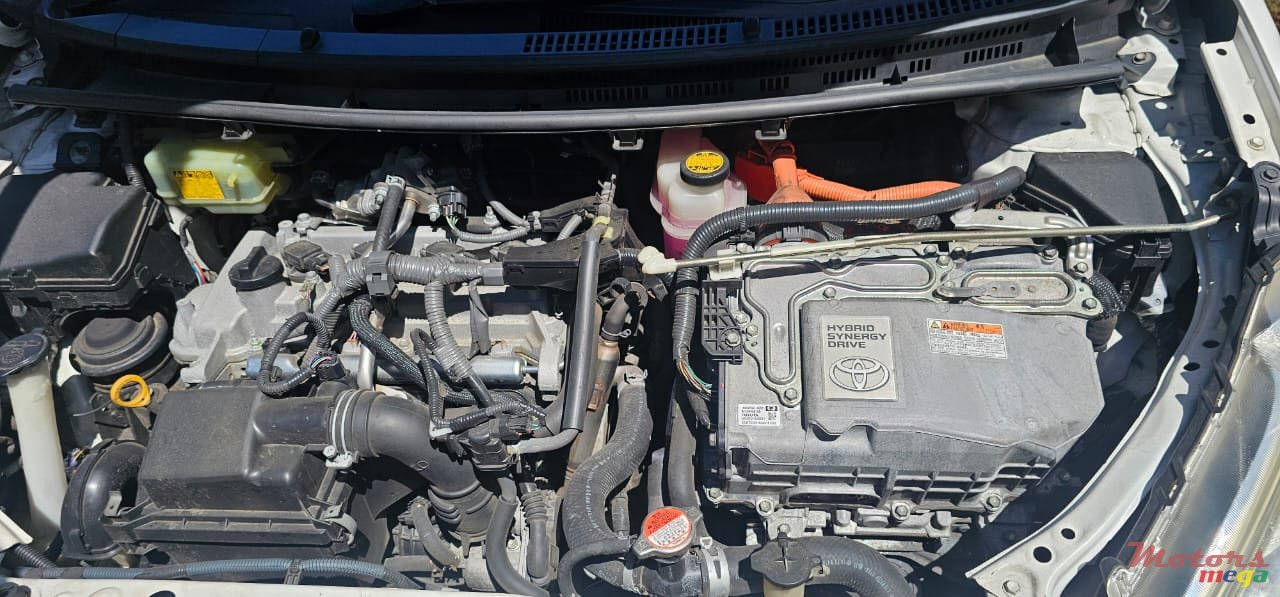 2016' Toyota Aqua photo #4