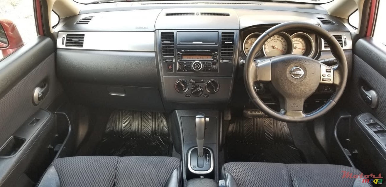 2008' Nissan Tiida photo #6