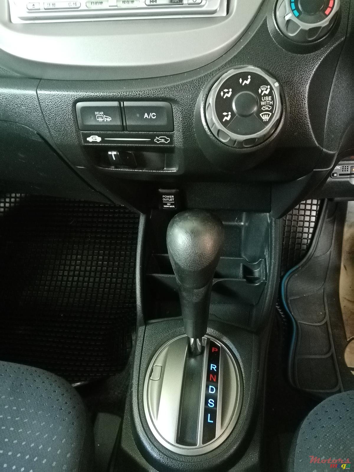 2009' Honda Fit FIT 2009 photo #7