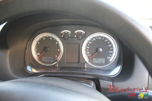 2006' Volkswagen Golf IV photo #7