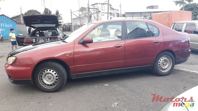 1999' Nissan Primera photo #5