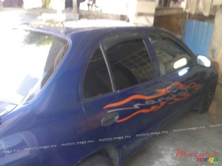 1998' Hyundai Accent photo #3