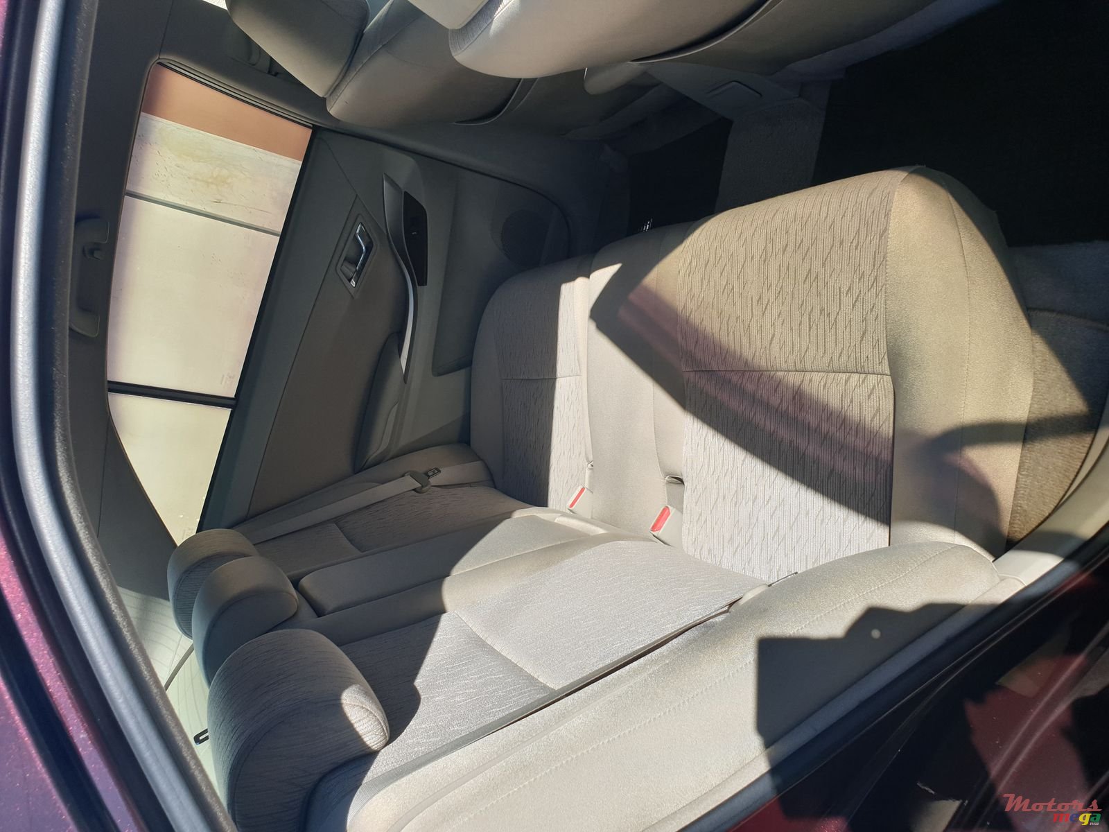 2011' Toyota Premio Japan photo #1