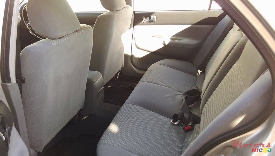 2007' Mitsubishi Lancer GLX 1.6 photo #3