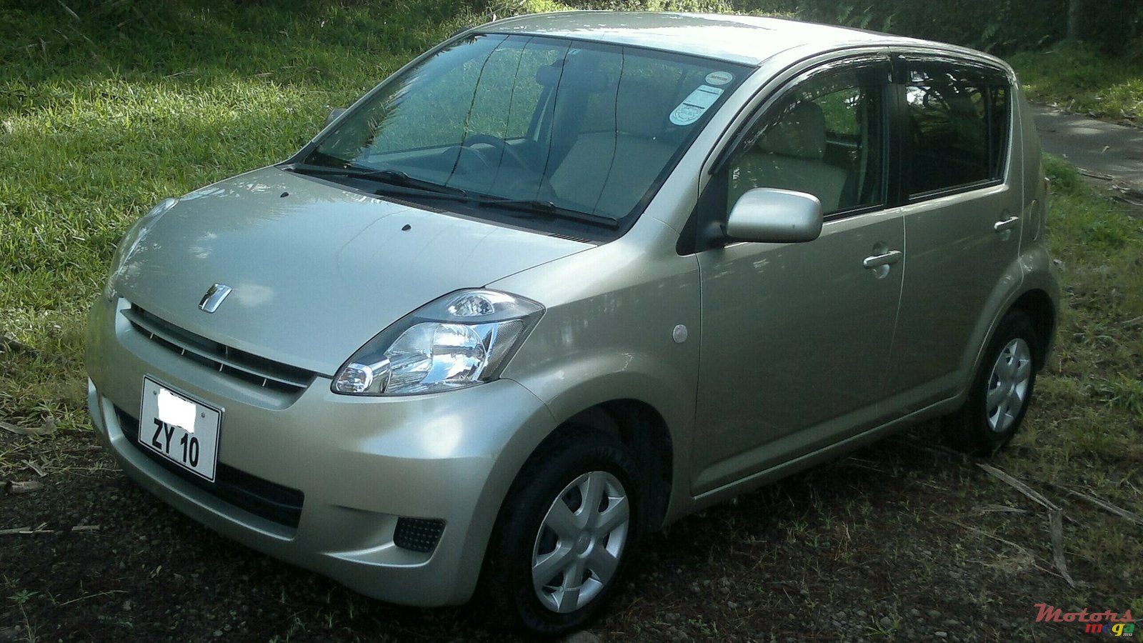 2010' Toyota Passo photo #2