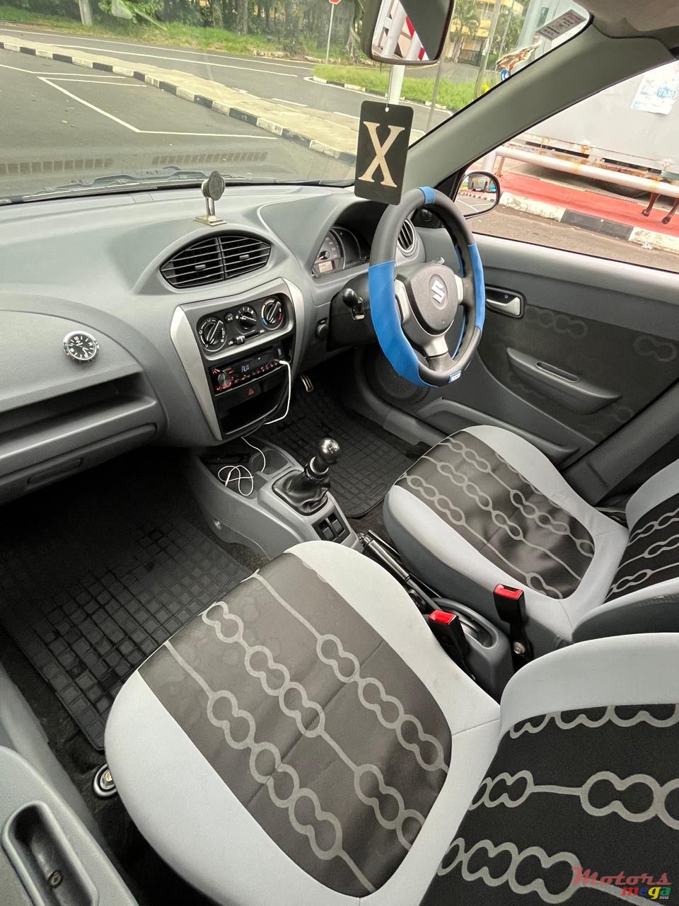 2015' Suzuki Alto photo #6