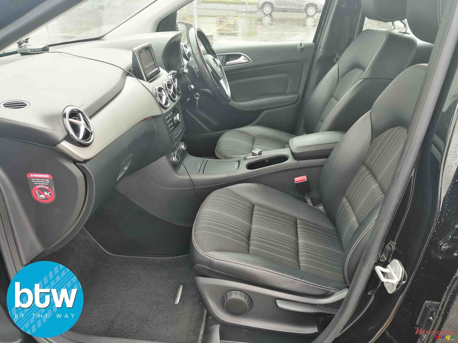 2015' Mercedes-Benz B 180 photo #4