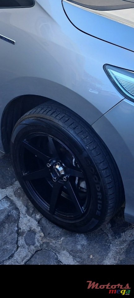 2018' Honda Fit photo #5