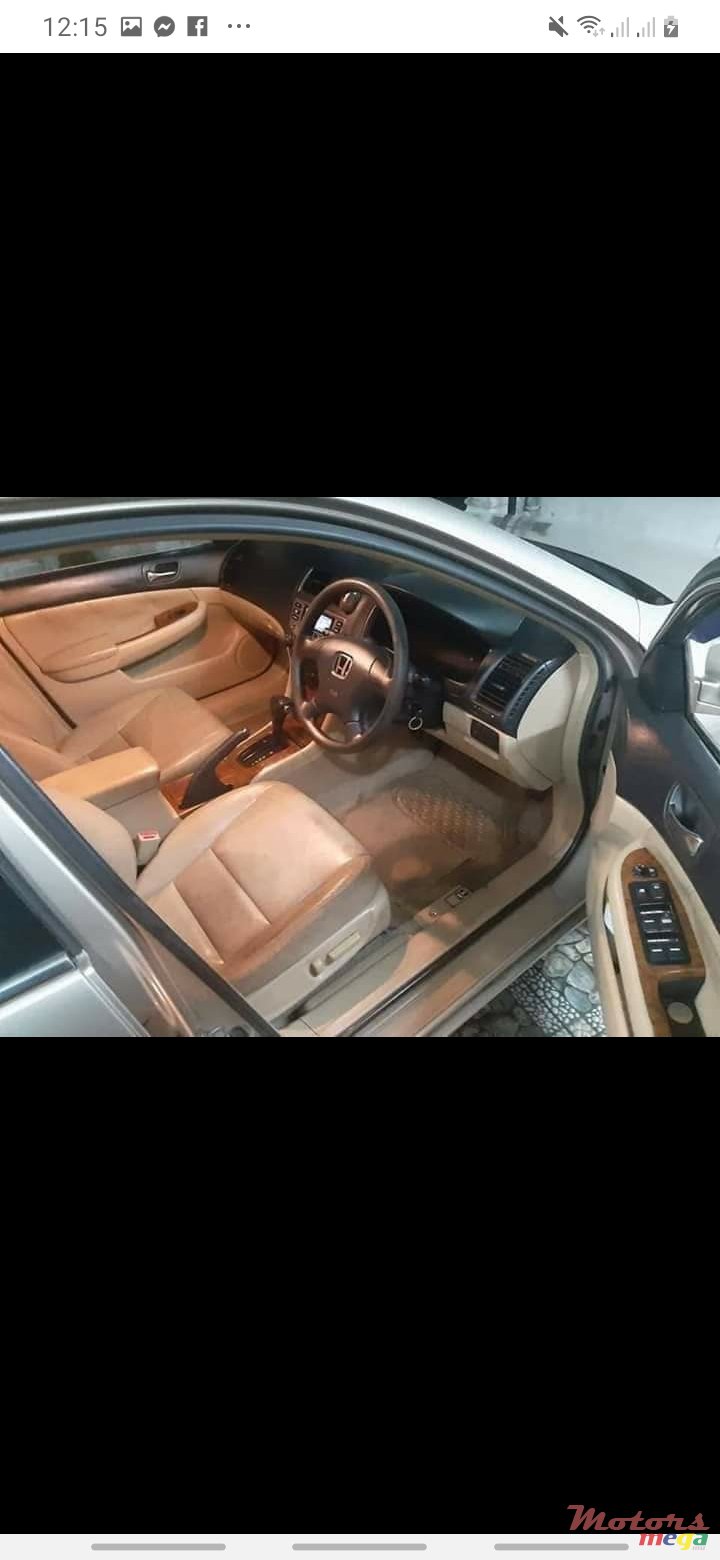 2006' Honda Accord photo #2