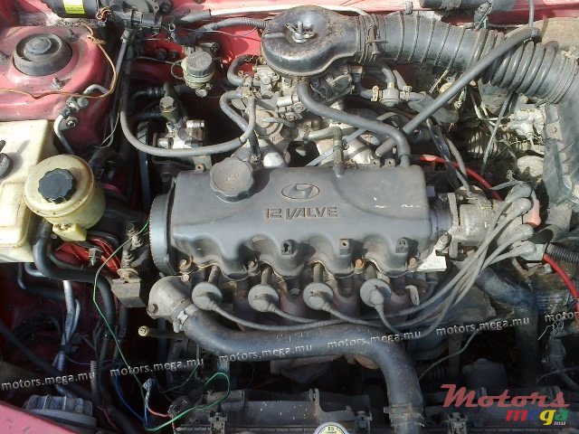 1995' Hyundai Accent photo #1