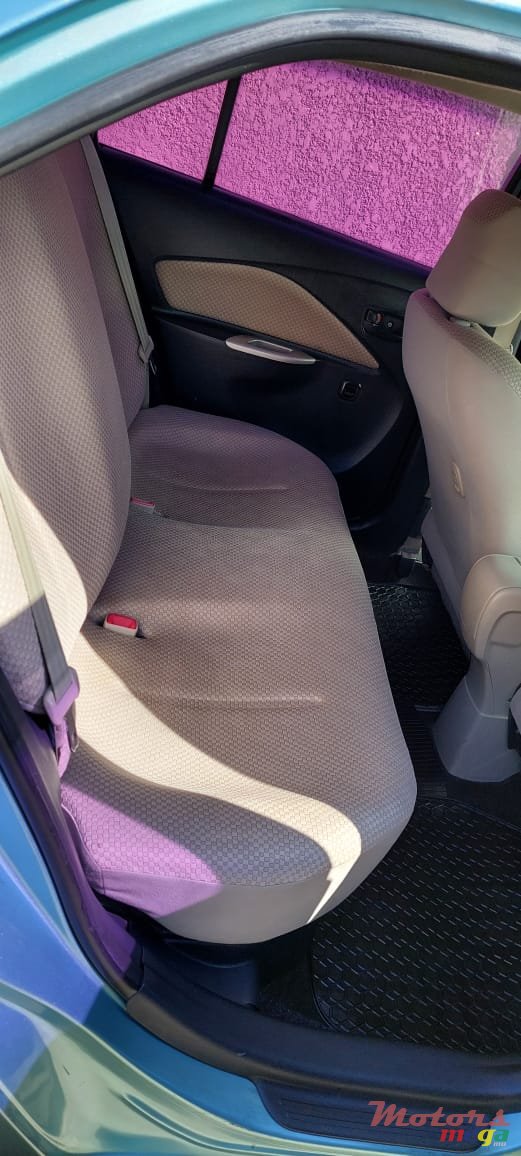 2007' Toyota photo #2