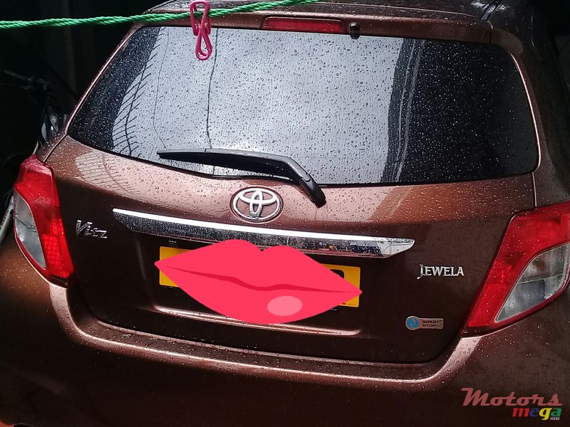 2012' Toyota Vitz Jewela photo #7