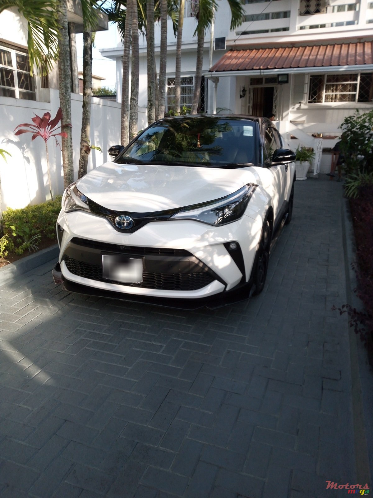 2022' Toyota C-HR photo #1