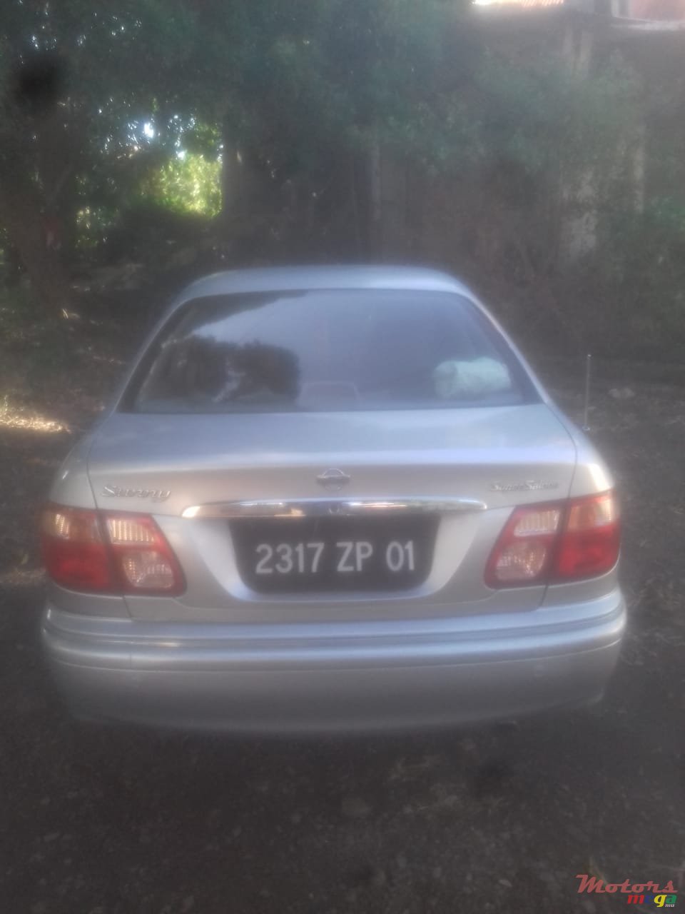 2001' Nissan Sunny photo #3