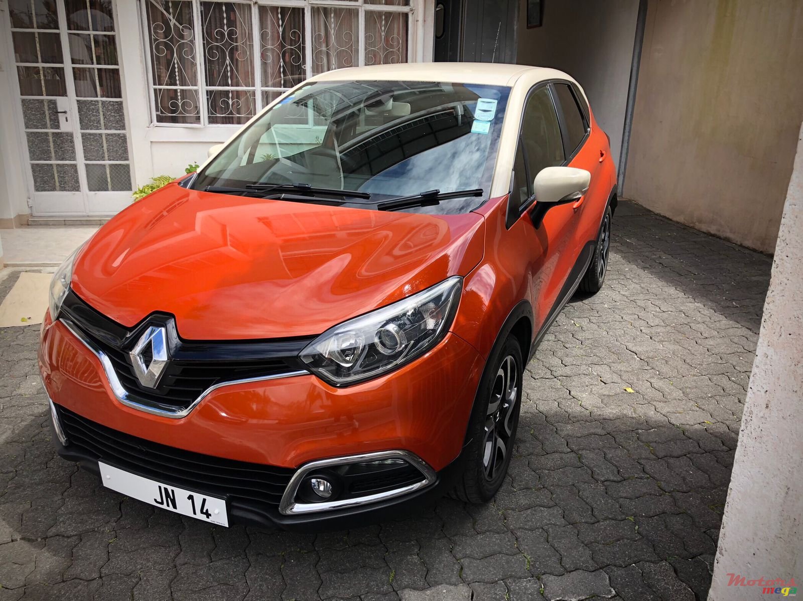 2014' Renault Captur photo #1