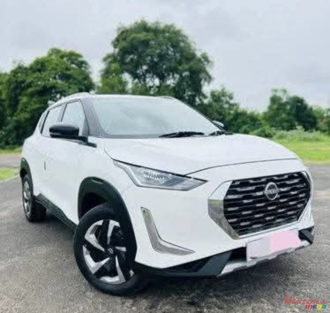 2023' Nissan photo #1