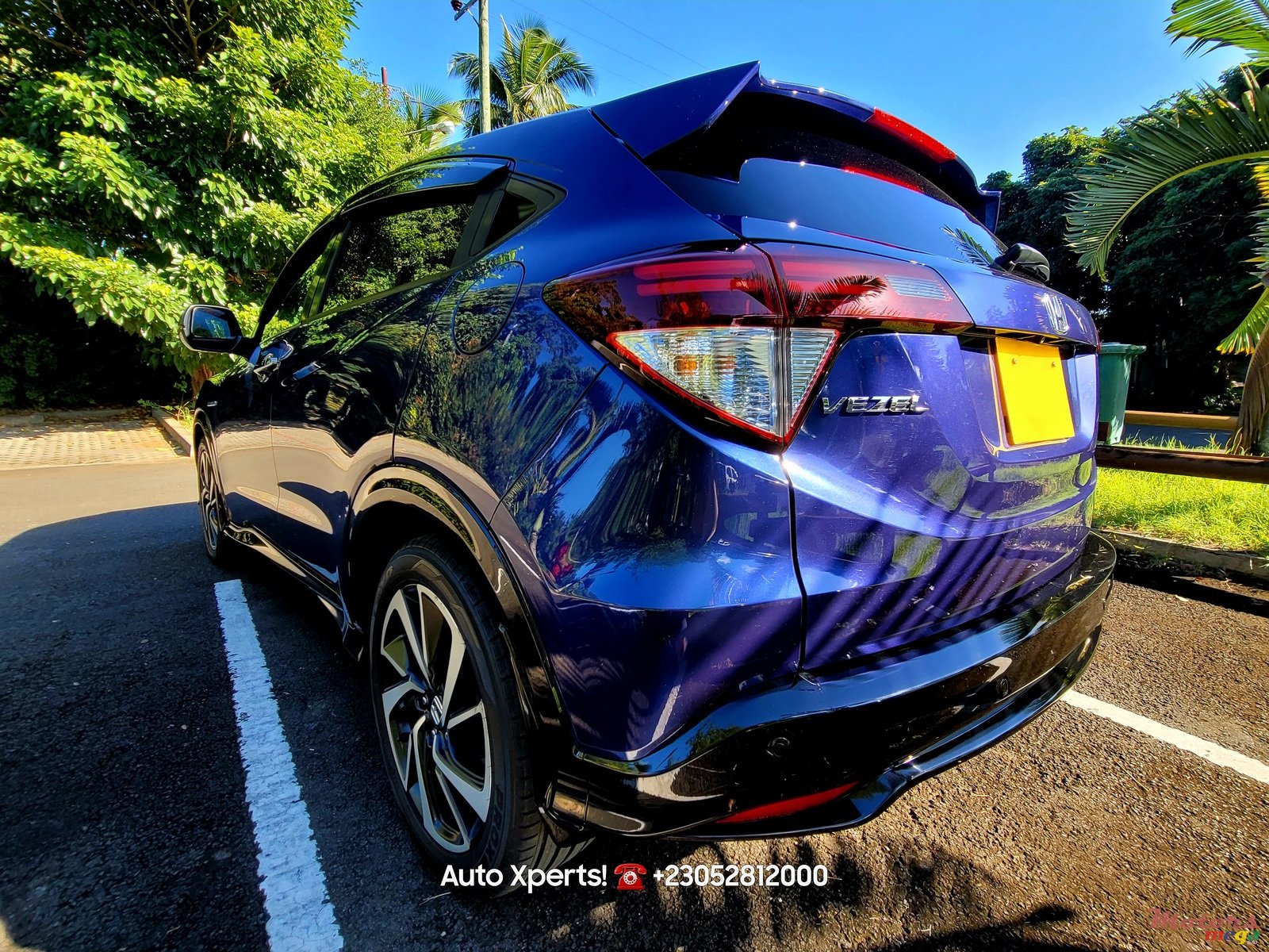 2016' Honda Vezel RS photo #2