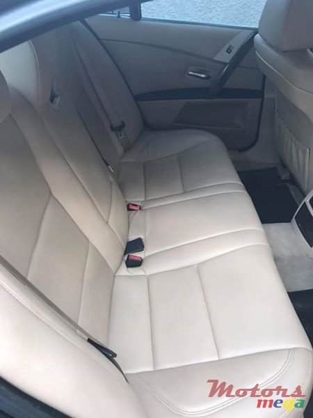 2004' BMW 5 Series photo #3