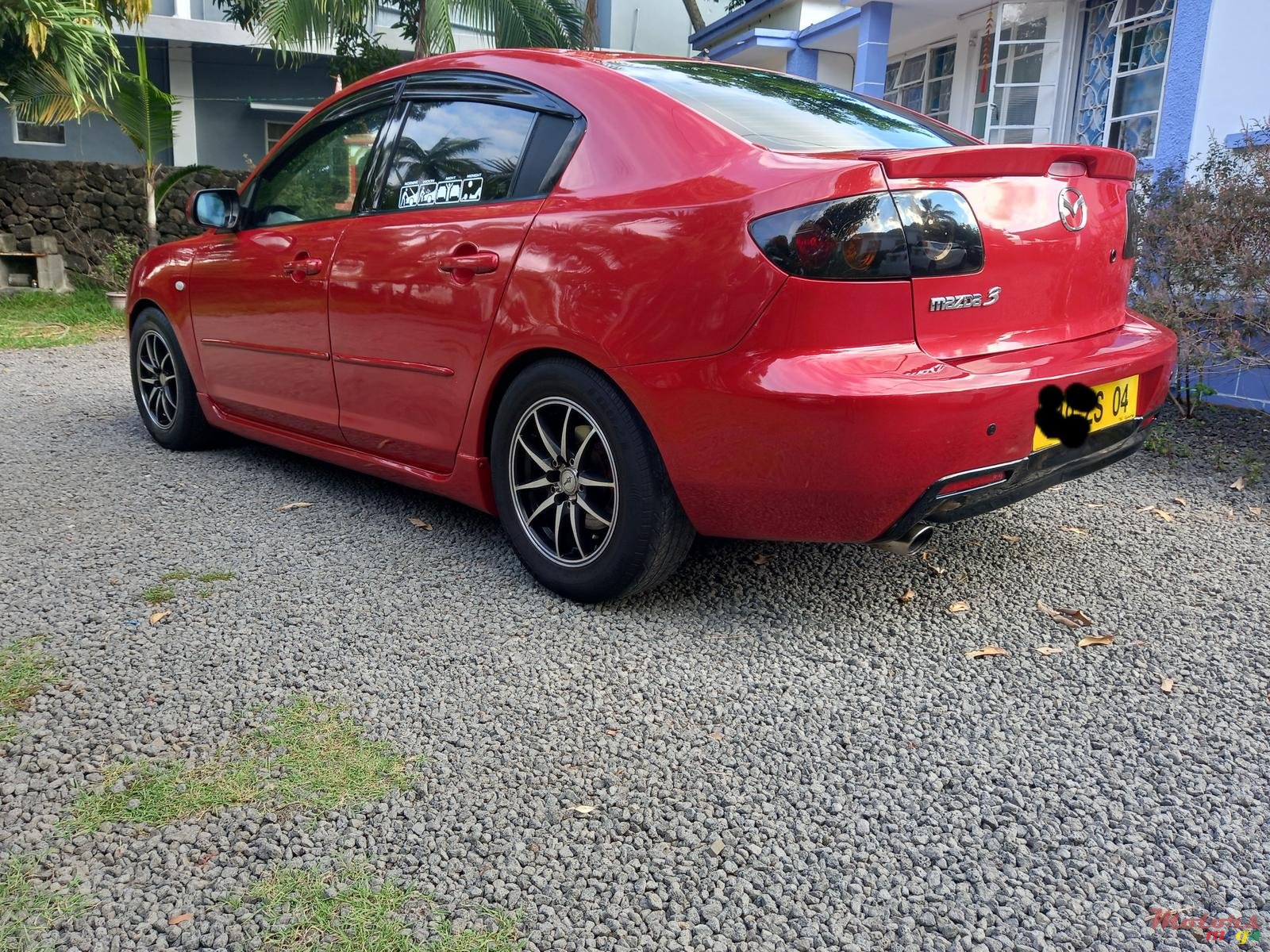 2004' Mazda 3 photo #2